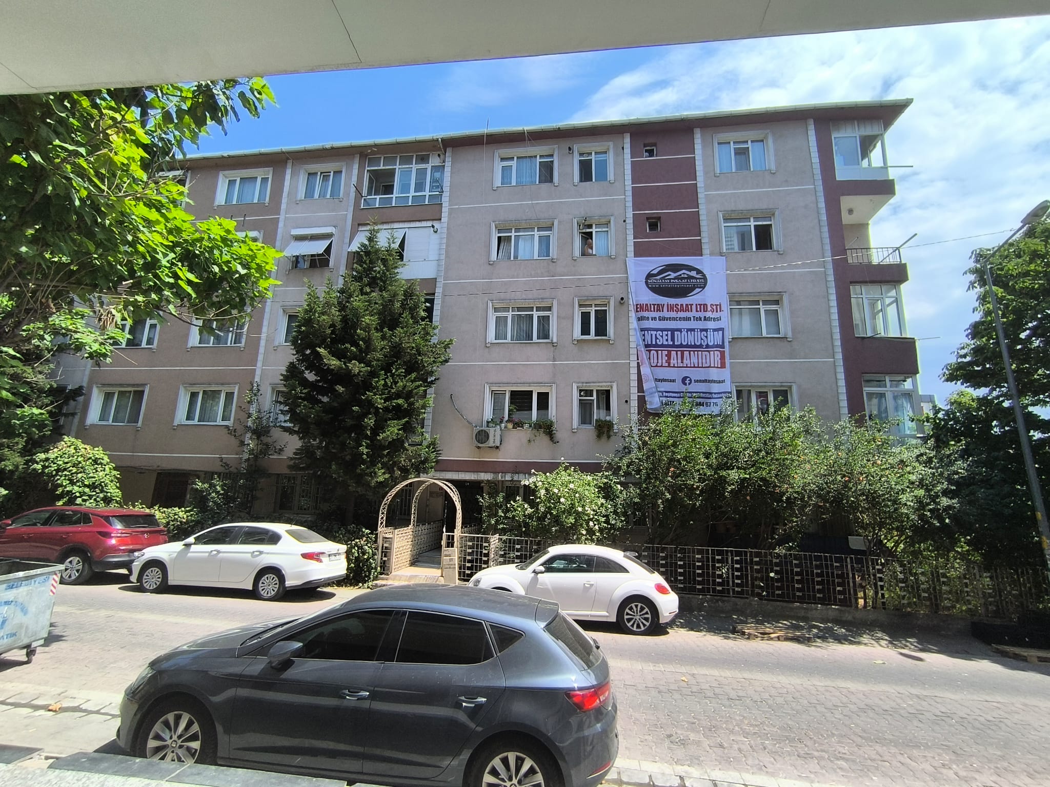 ÜNİVERSİTE MAH. BAHAR SOK. NO:4 – AVCILAR